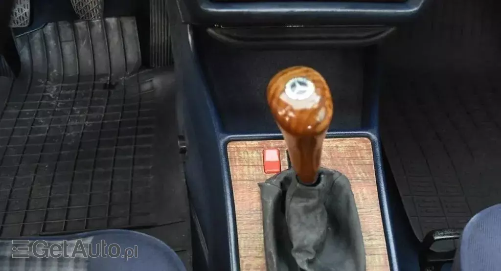 MERCEDES-BENZ W 201 (190) 