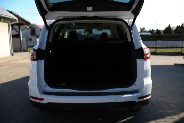 FORD S-Max Titanium