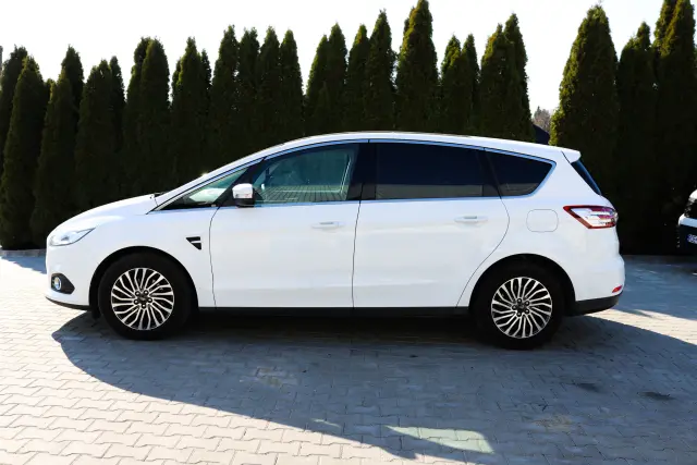 FORD S-Max Titanium