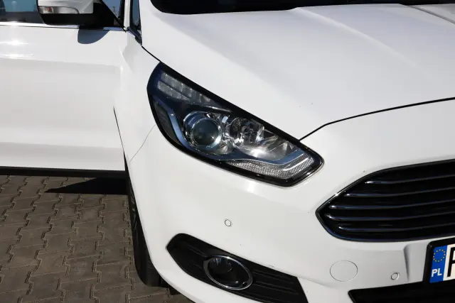 FORD S-Max Titanium