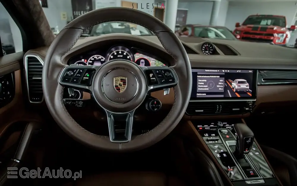 PORSCHE Cayenne GTS