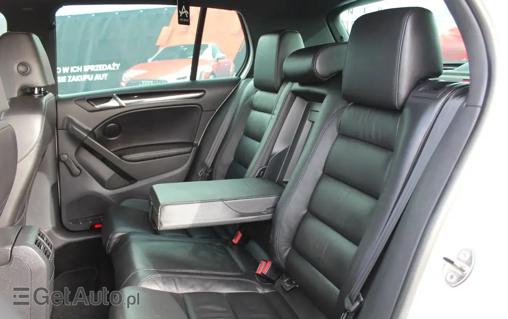 VOLKSWAGEN Golf 2.0 TDI DPF DSG GTD