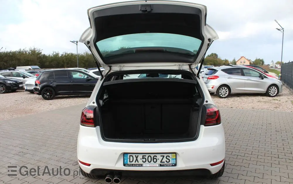 VOLKSWAGEN Golf 2.0 TDI DPF DSG GTD