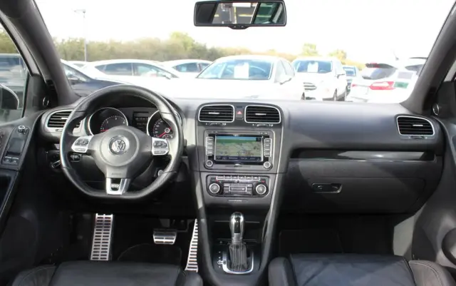 VOLKSWAGEN Golf 2.0 TDI DPF DSG GTD