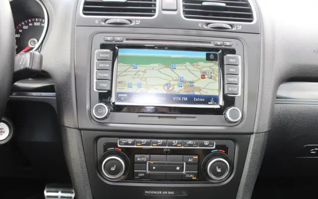 VOLKSWAGEN Golf 2.0 TDI DPF DSG GTD