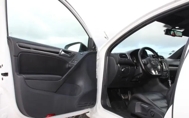 VOLKSWAGEN Golf 2.0 TDI DPF DSG GTD