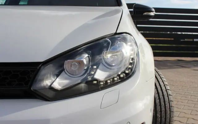 VOLKSWAGEN Golf 2.0 TDI DPF DSG GTD