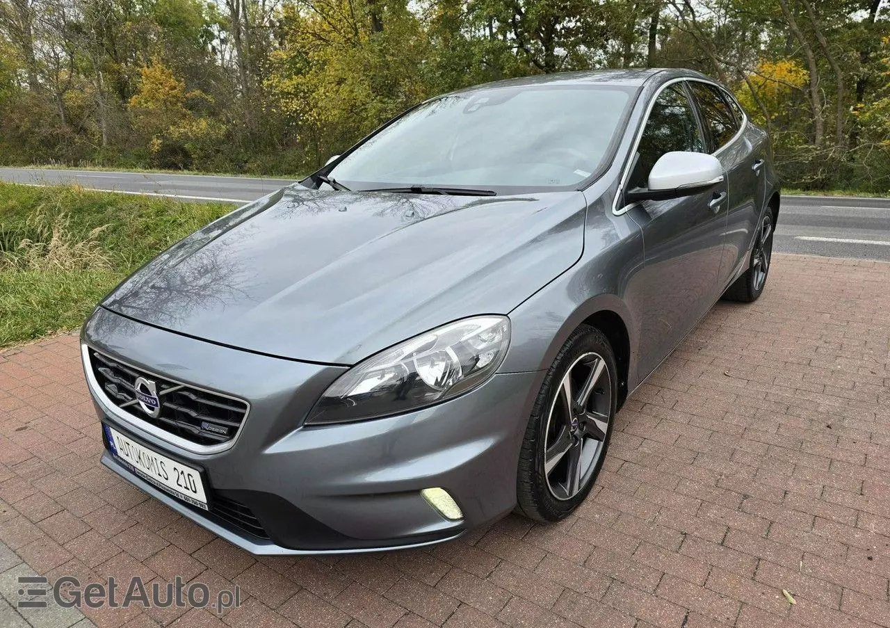 VOLVO V40 D2 RDesign