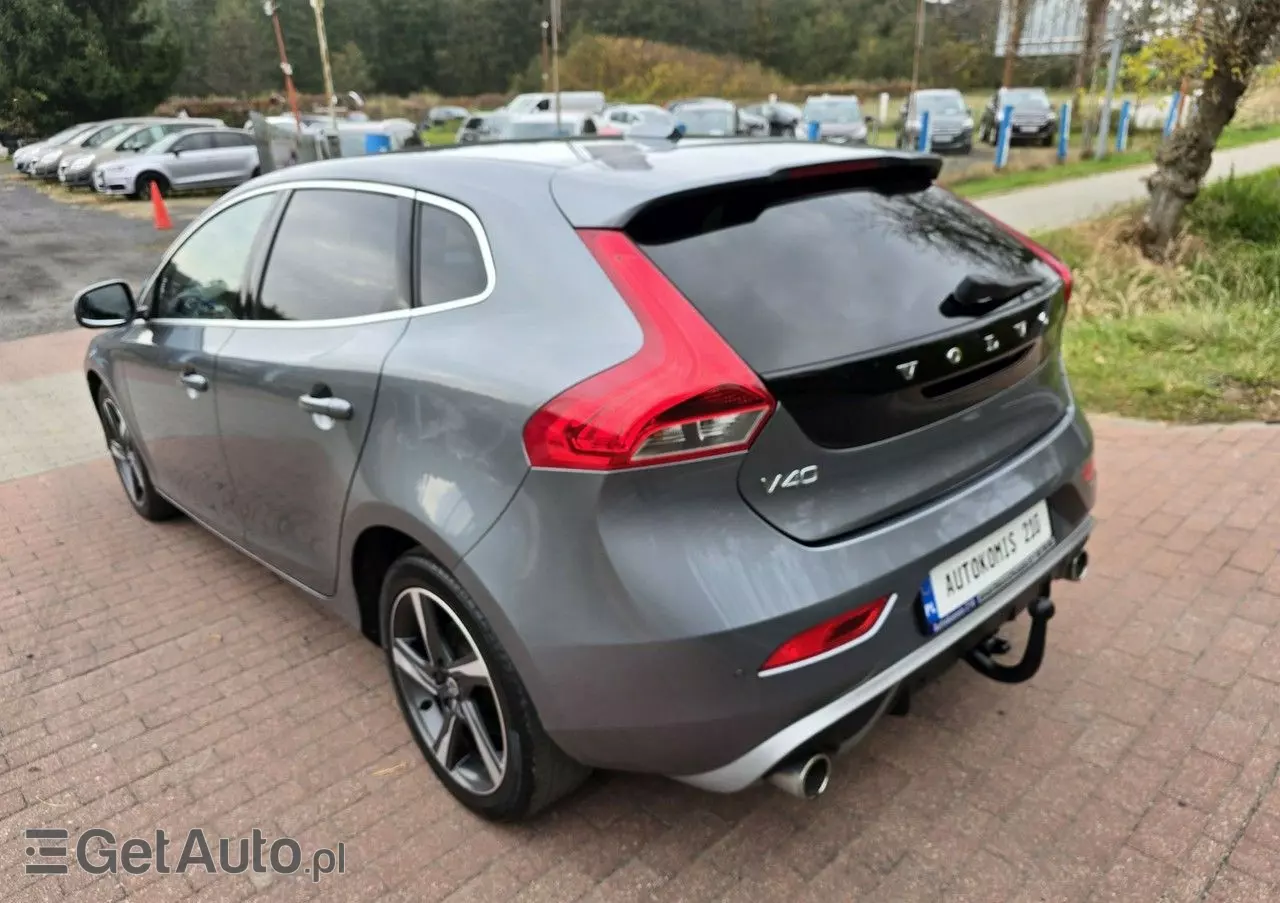 VOLVO V40 D2 RDesign
