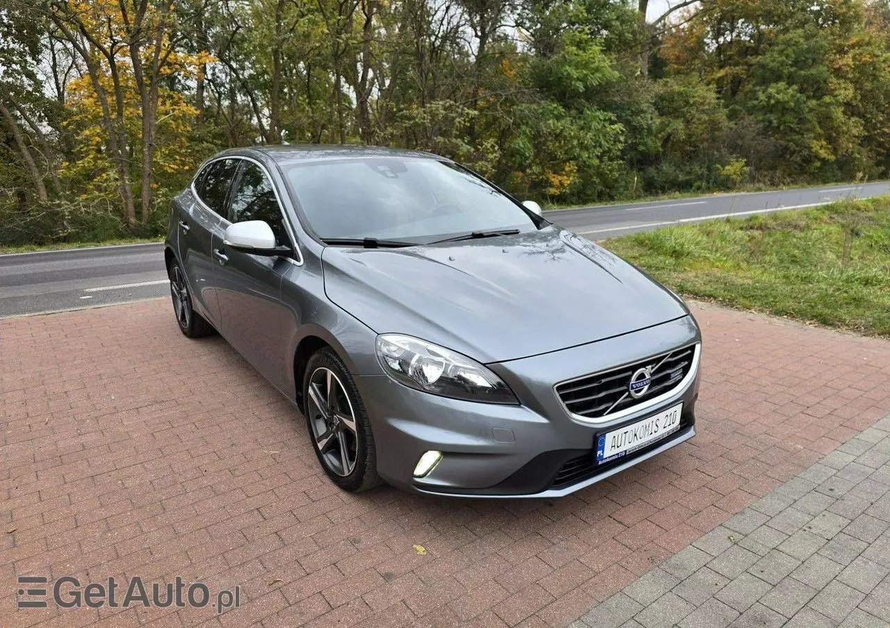VOLVO V40 D2 RDesign