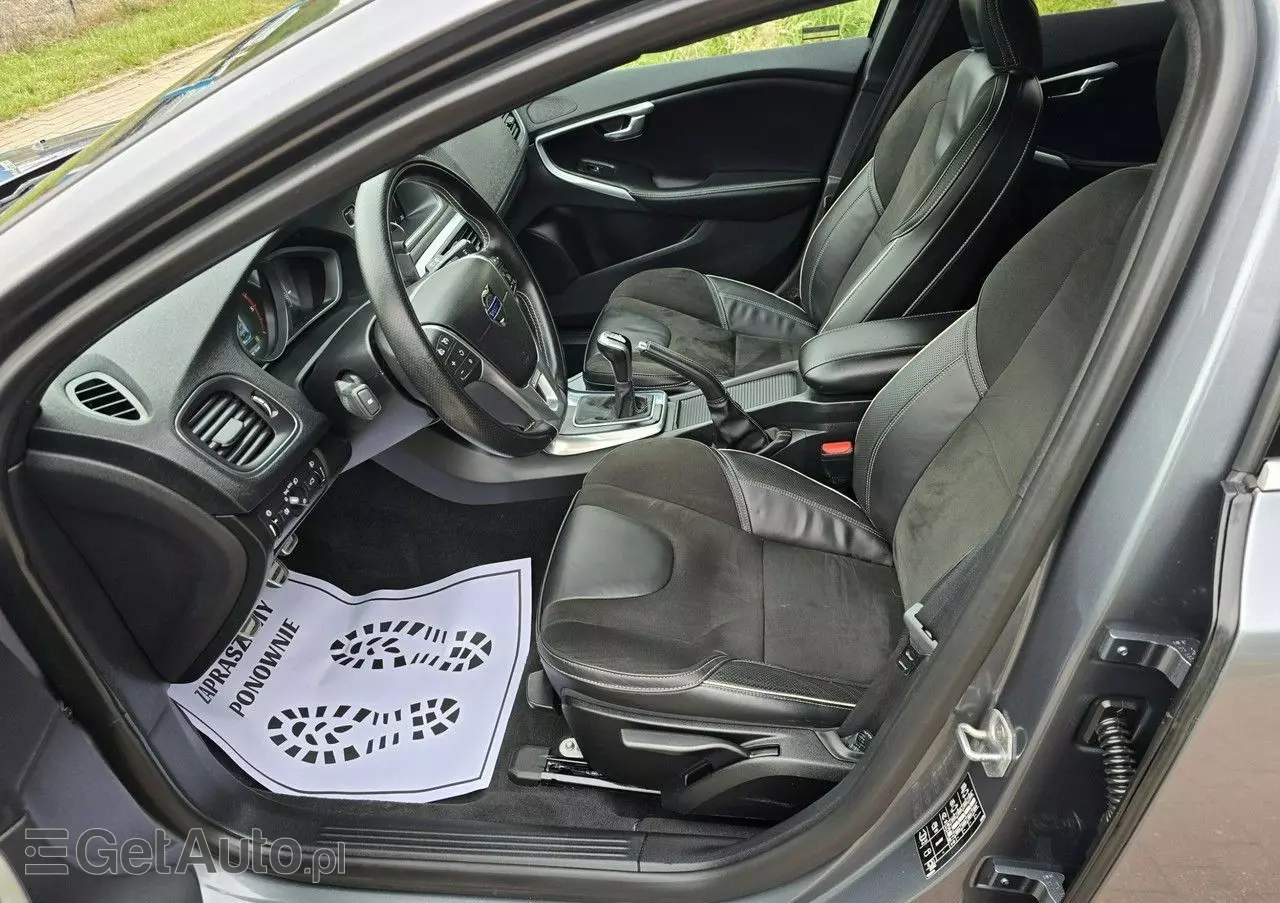 VOLVO V40 D2 RDesign