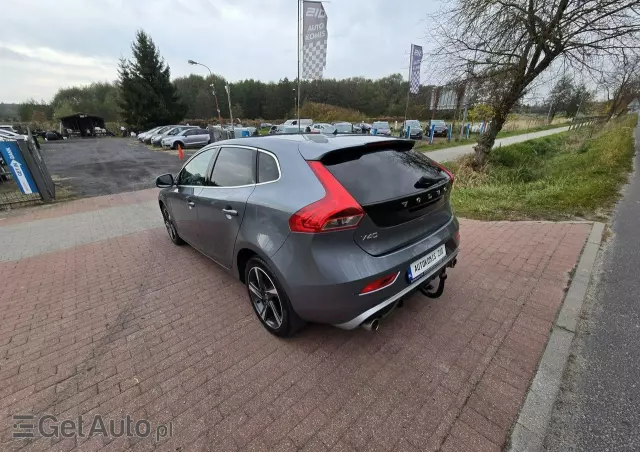 VOLVO V40 D2 RDesign