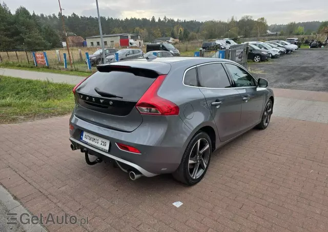 VOLVO V40 D2 RDesign