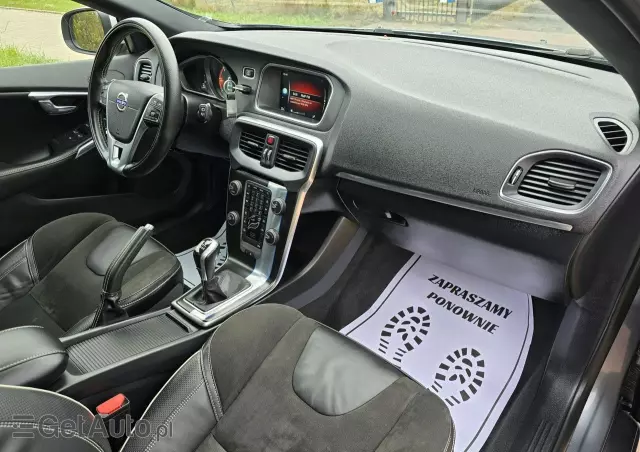 VOLVO V40 D2 RDesign