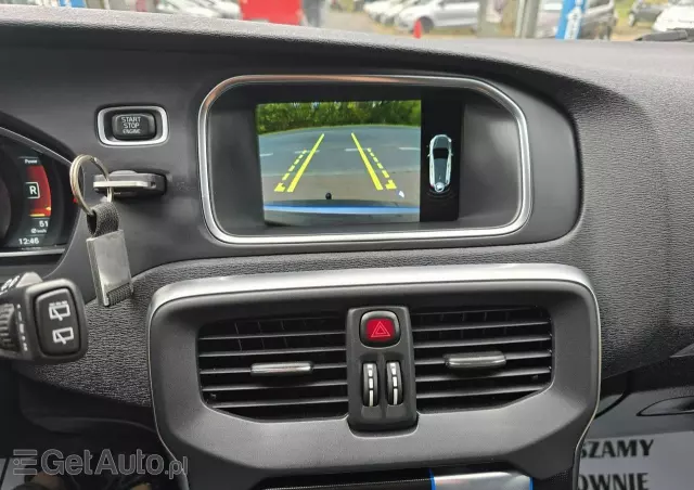 VOLVO V40 D2 RDesign