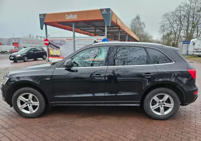 AUDI Q5 2.0 TDI Quattro S tronic