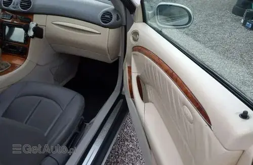 MERCEDES-BENZ CLK 