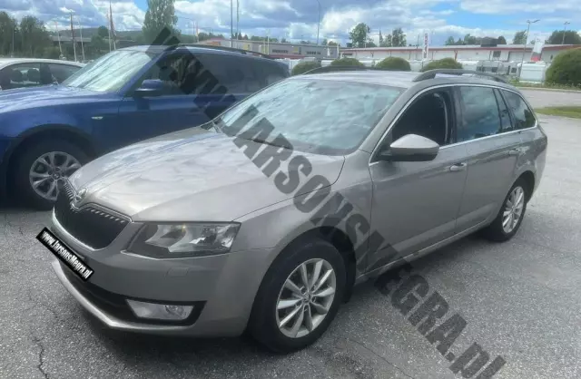 SKODA Octavia 