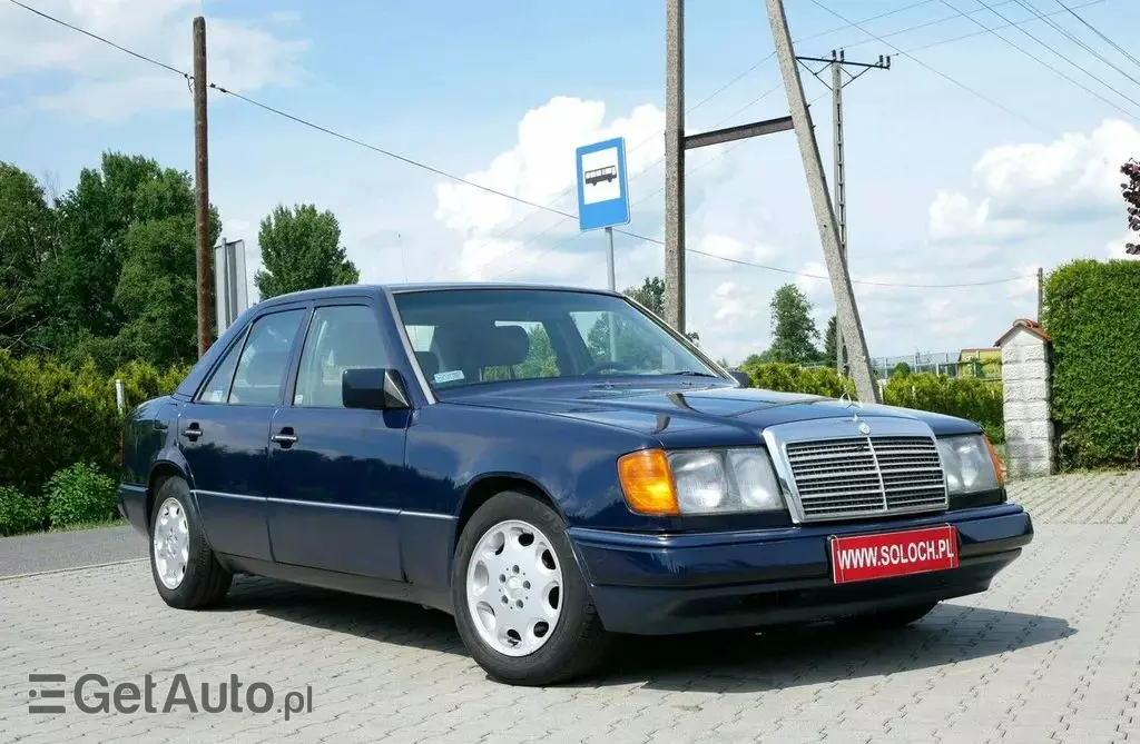 MERCEDES-BENZ W124 