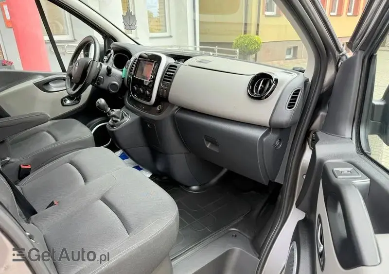 RENAULT Trafic ENERGY Grand Combi Expression