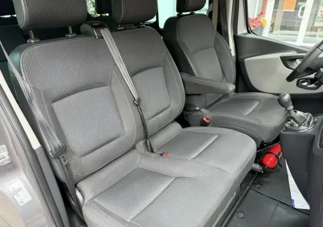 RENAULT Trafic ENERGY Grand Combi Expression