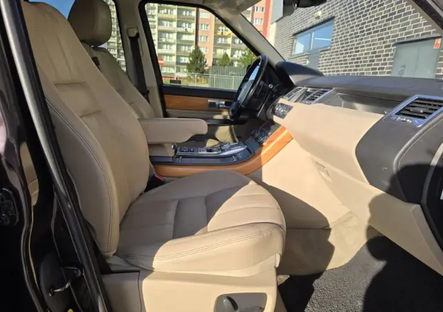 LAND ROVER Range Rover Sport S 3.0SD V6 HSE