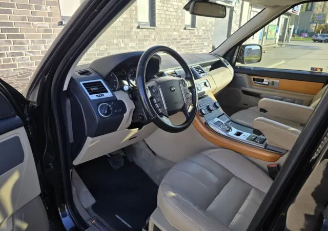 LAND ROVER Range Rover Sport S 3.0SD V6 HSE