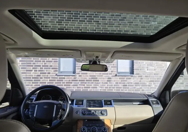 LAND ROVER Range Rover Sport S 3.0SD V6 HSE