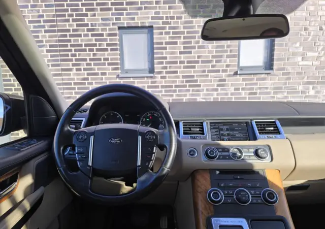 LAND ROVER Range Rover Sport S 3.0SD V6 HSE