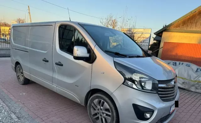 OPEL Vivaro 