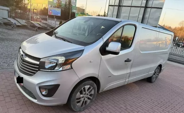 OPEL Vivaro 