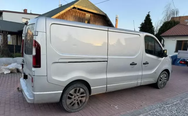 OPEL Vivaro 