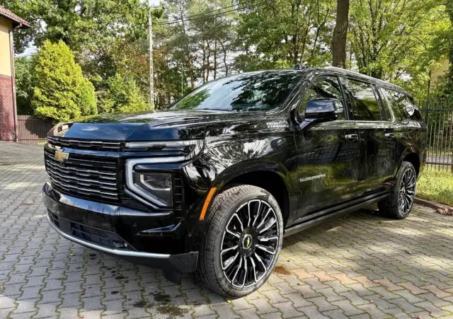 CHEVROLET Suburban 