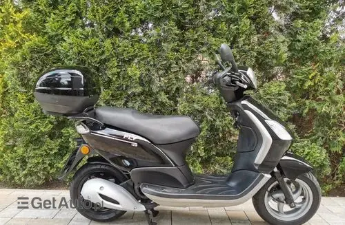 PIAGGIO FLY 125 