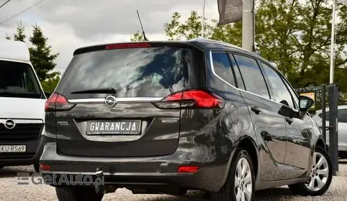 OPEL Zafira 
