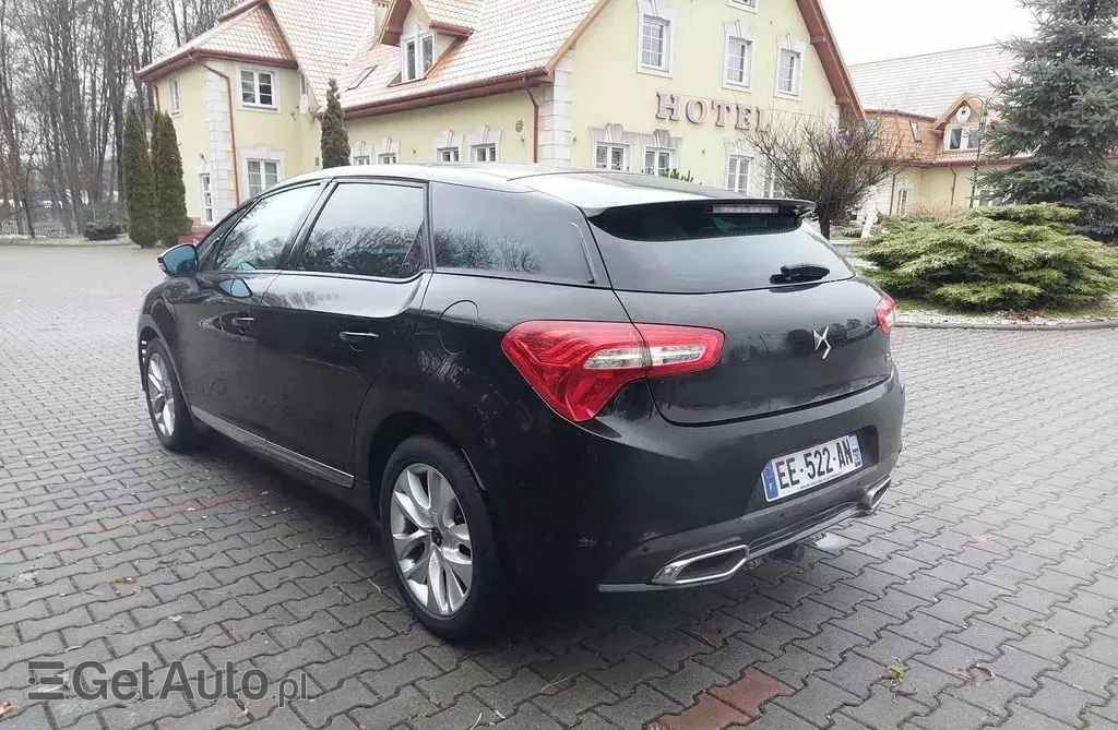 CITROEN DS5 