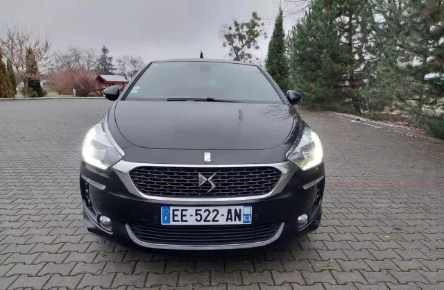 CITROEN DS5 