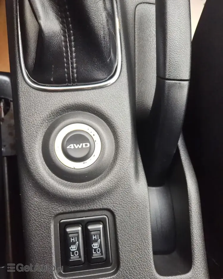 MITSUBISHI Outlander 2.2 DI-D 4WD Plus