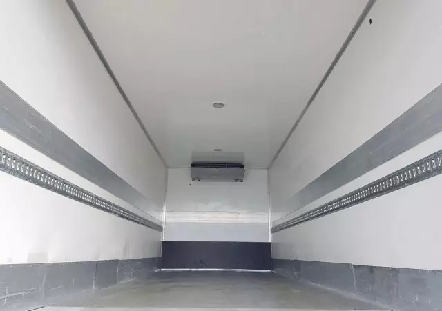 DAF 16T LF 230 WINDA CHŁODNIA 16EP 6,60x2,48x2,39 KLIMA IZOTERMA MROŹNIA 