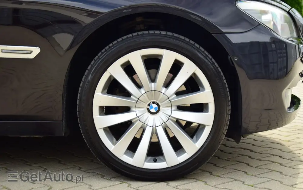 BMW Seria 7 740d