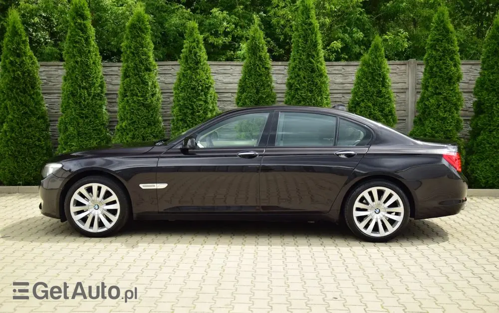 BMW Seria 7 740d