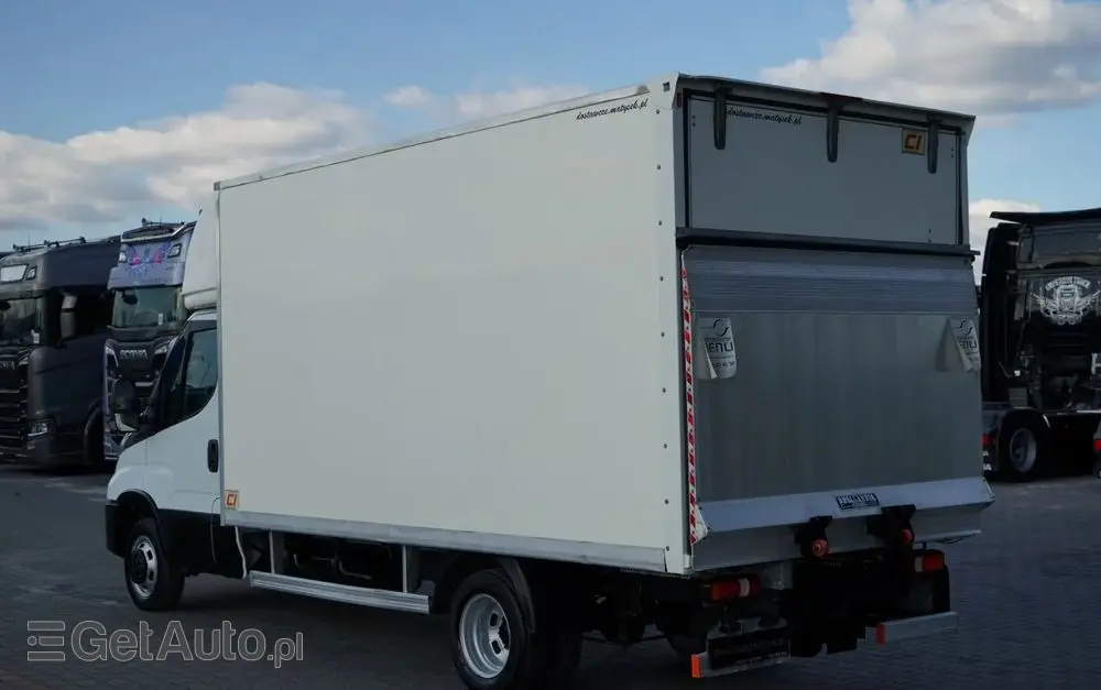 IVECO DAILY 35-160 / KONTENER 4,2 M / WINDA / BLIŹNIAK   DMC: 3500 KG /  2022 