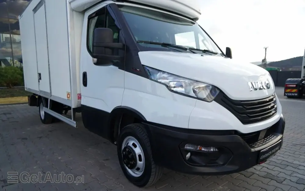 IVECO DAILY 35-160 / KONTENER 4,2 M / WINDA / BLIŹNIAK   DMC: 3500 KG /  2022 