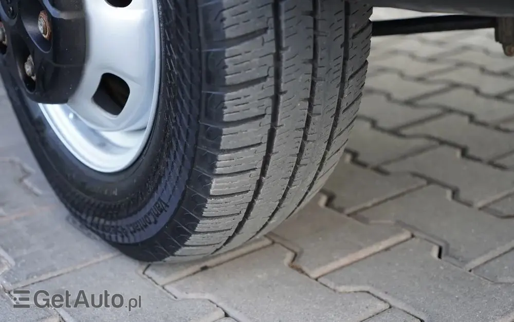 IVECO DAILY 35-160 / KONTENER 4,2 M / WINDA / BLIŹNIAK   DMC: 3500 KG /  2022 