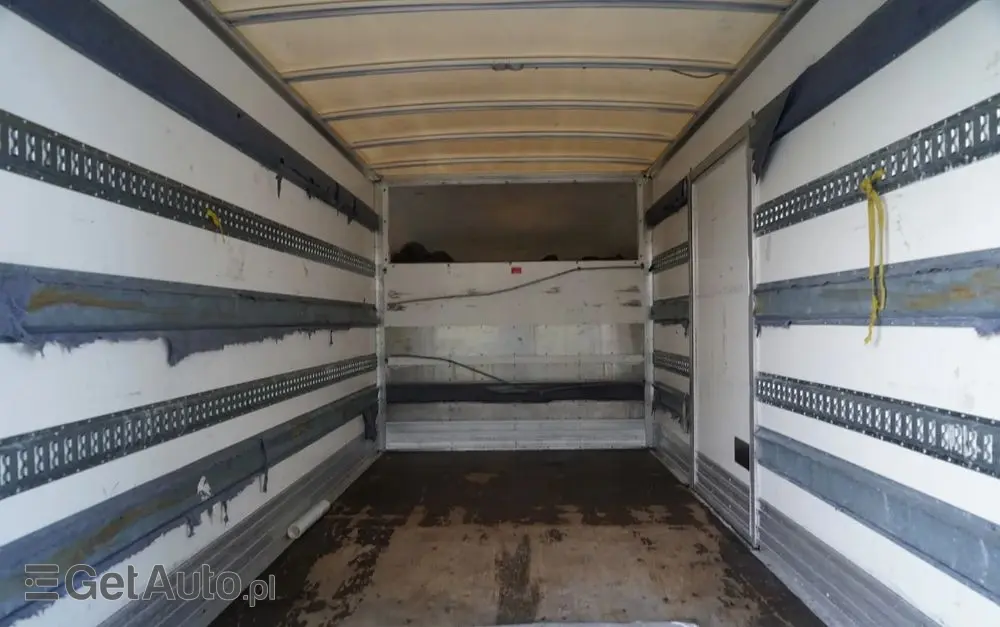 IVECO DAILY 35-160 / KONTENER 4,2 M / WINDA / BLIŹNIAK   DMC: 3500 KG /  2022 