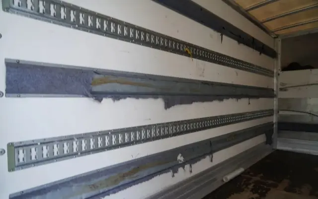 IVECO DAILY 35-160 / KONTENER 4,2 M / WINDA / BLIŹNIAK   DMC: 3500 KG /  2022 