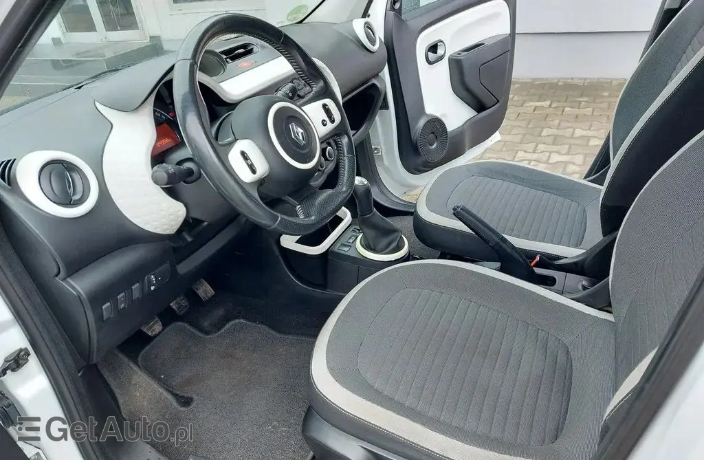 RENAULT Twingo 