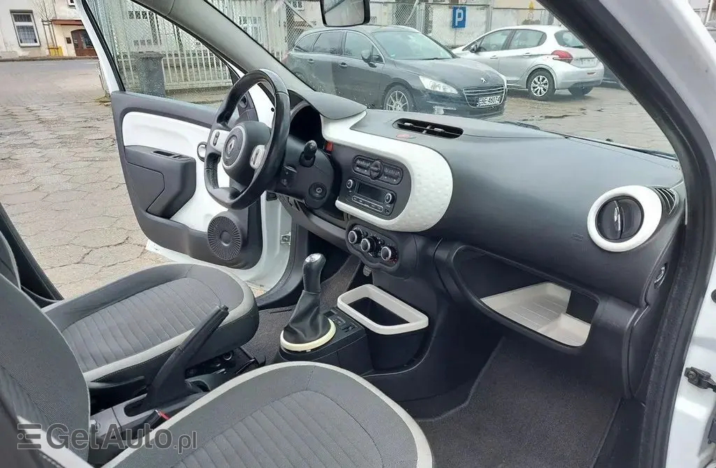 RENAULT Twingo 