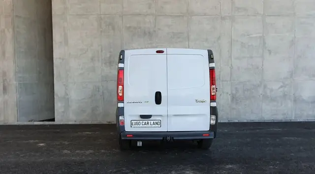 RENAULT Trafic 