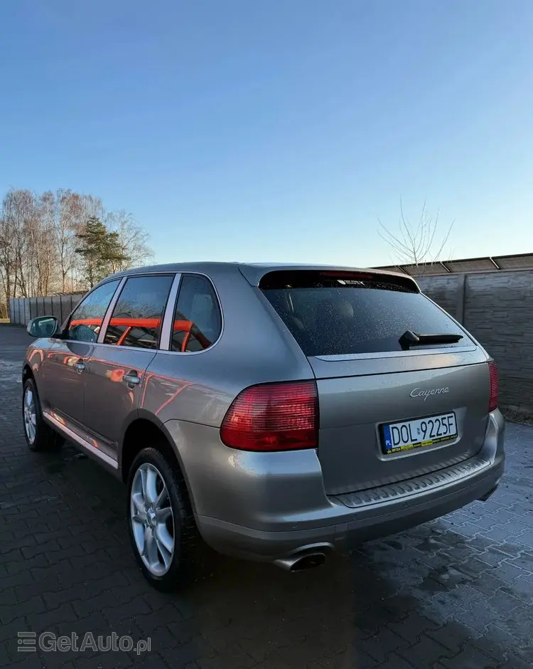 PORSCHE Cayenne Standard